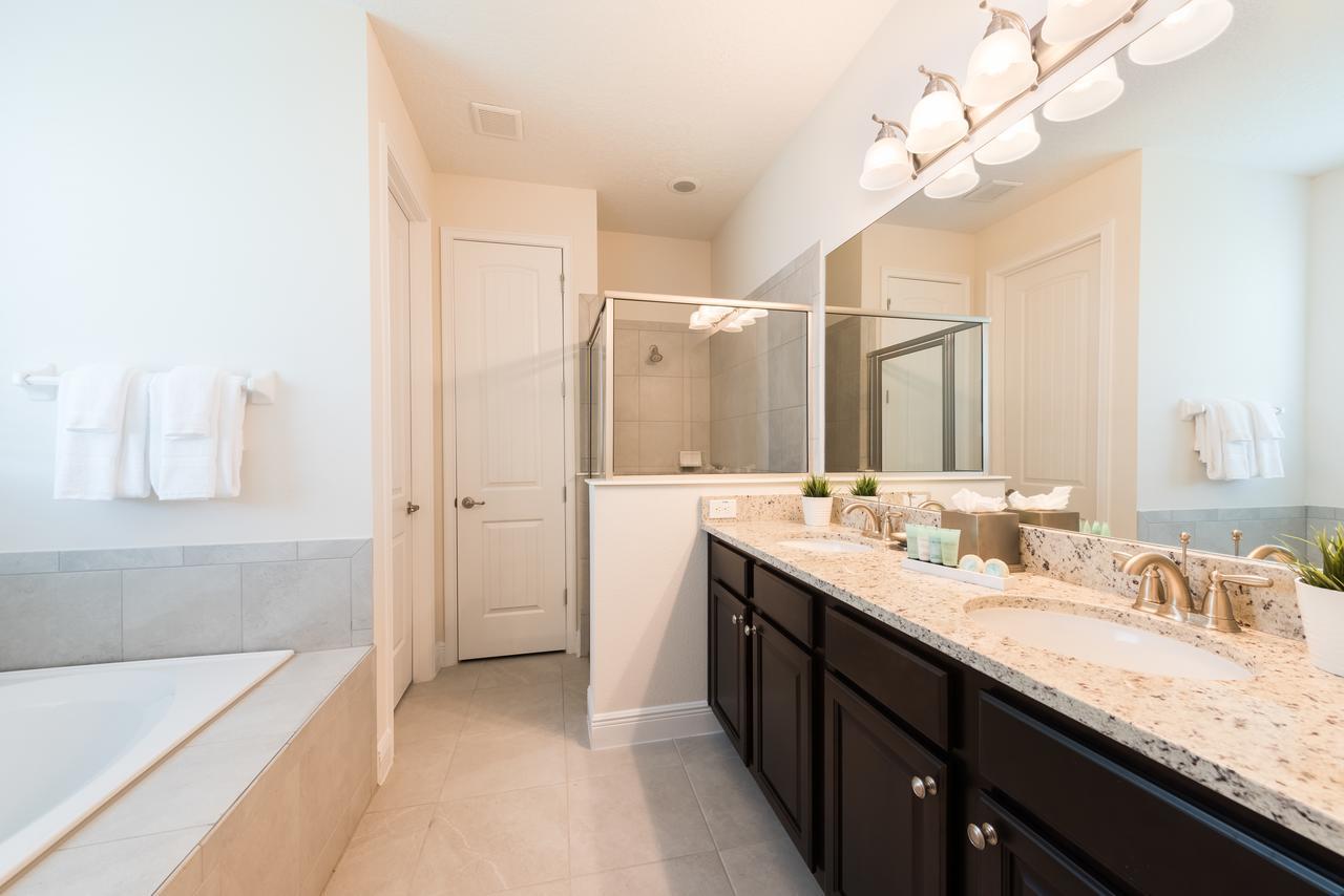 Fabulous Home By Rentyl Near Disney With Private Pool, Movie Room, Themed Rooms & Resort Amenities At Encore Resort - 360B Orlando Esterno foto